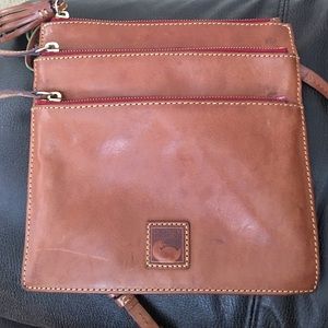 Dooney and Bourke North South Triple Zipper