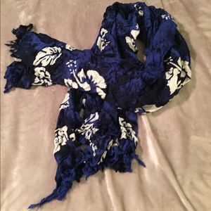 Hawaiian print sarong