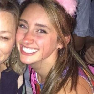 Meet your Posher, Lili