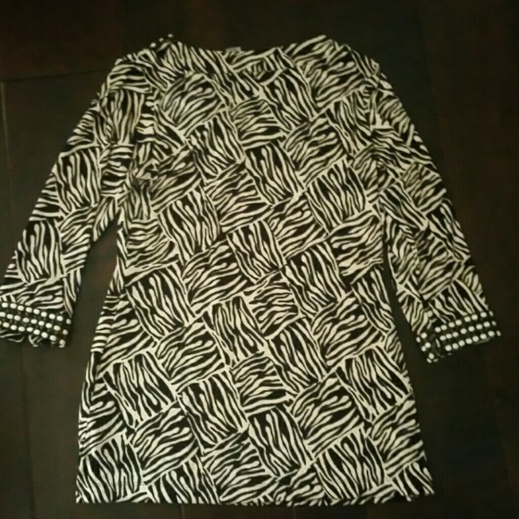 Chico Beaded Slinky Top NWOT - Picture 3 of 4