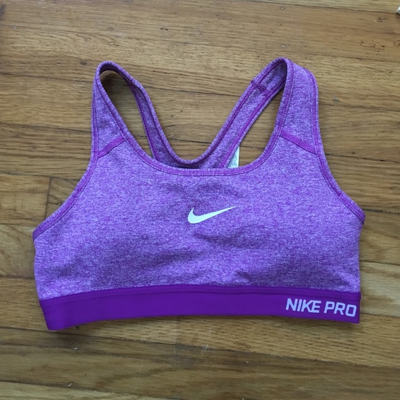 NIKE pro sports bra