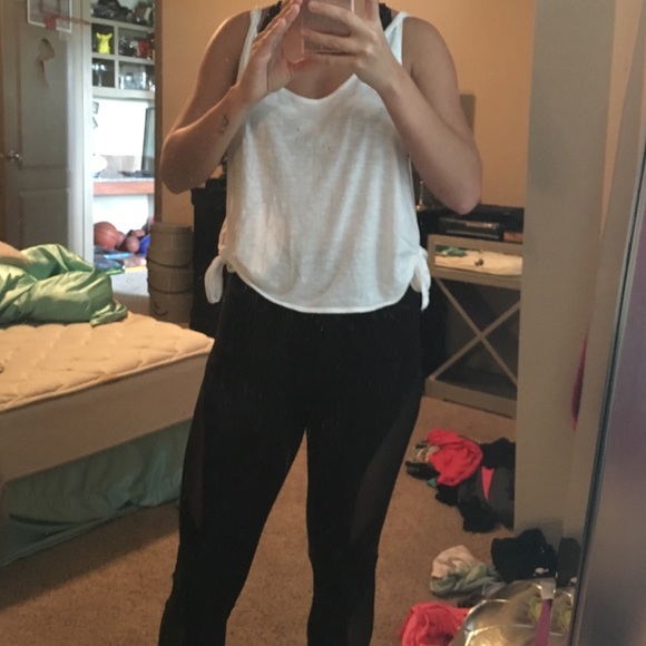 Vs workout tops! - Picture 1 of 3