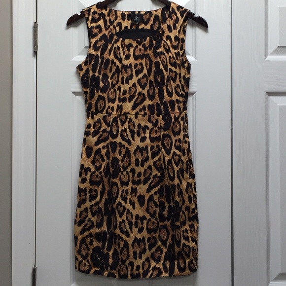 Leopard print short dress