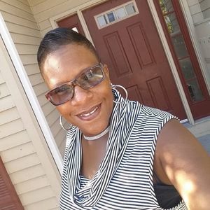 Meet your Posher, Deanna