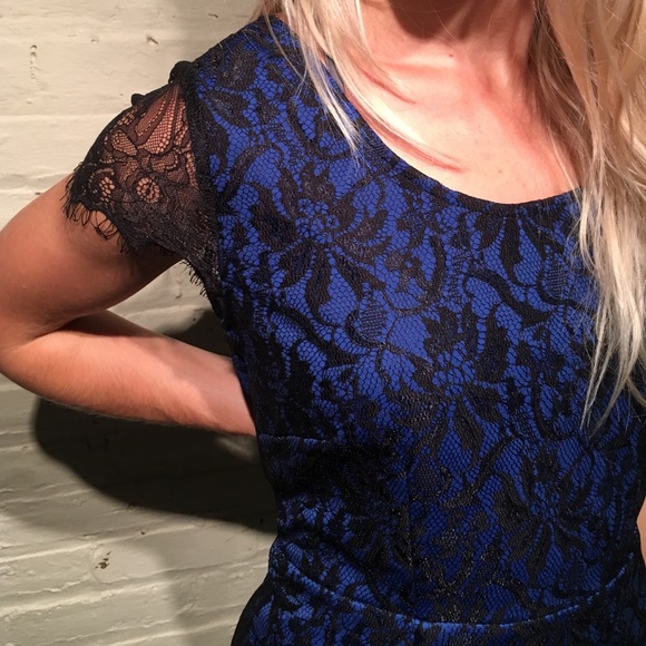 Modcloth lace dress - Picture 2 of 3