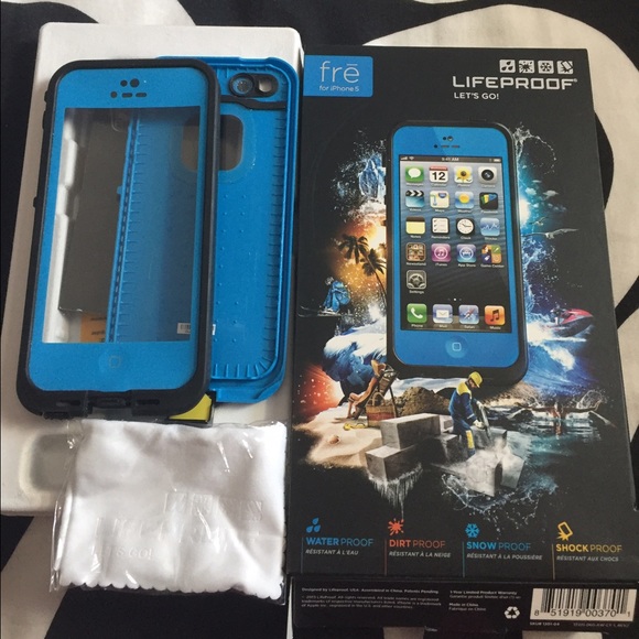 iPhone 5 Life proof/ water proof case!!!
