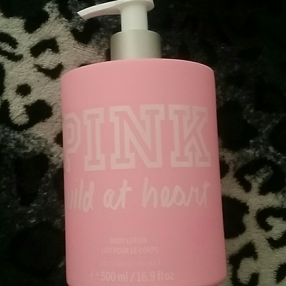 PINK wild at heart body lotion