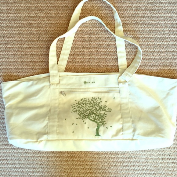 Gaiam yoga tote yoga mat bag