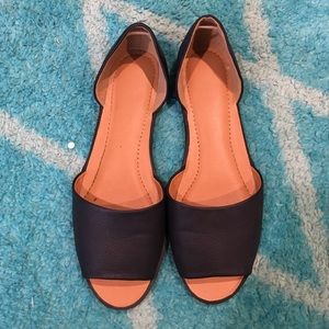 Peep toe flats