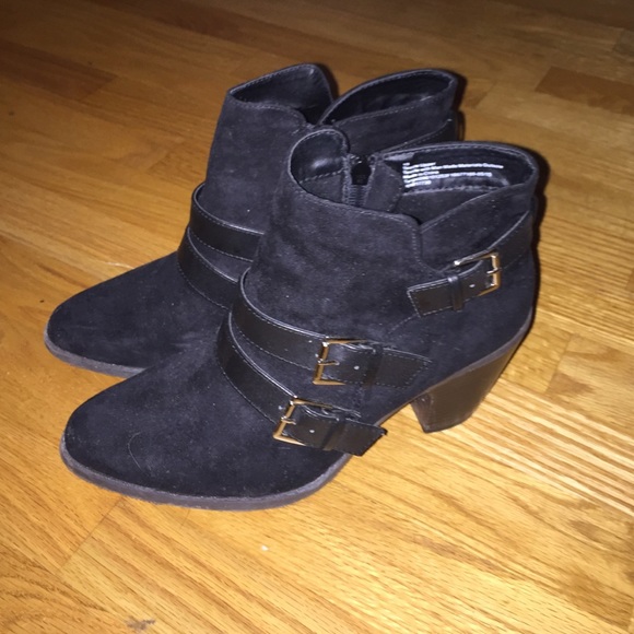 Black women's booties