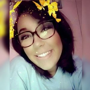 Meet your Posher, Kasey