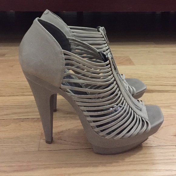 Peep Toe Heels - image 3