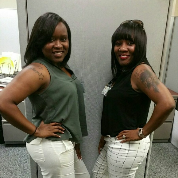 Meet your Posher. - Picture 2 of 7