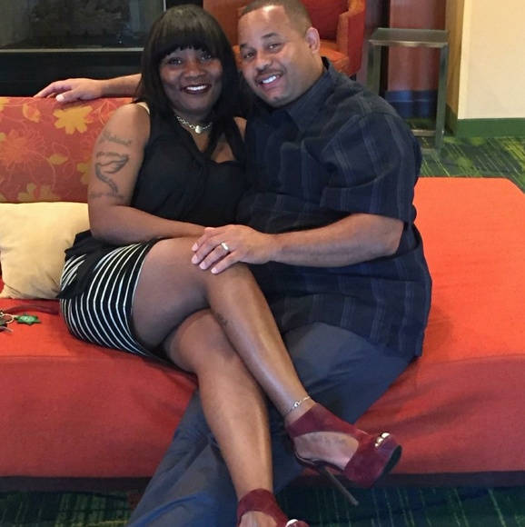 Meet your Posher. - Picture 3 of 7