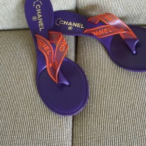 Chanel sandals. The real deal