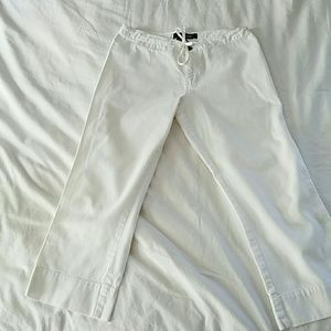 White cropped jeans