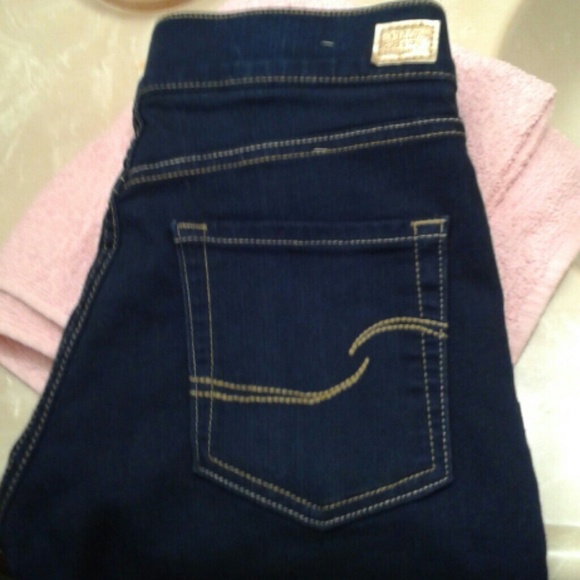 Levi's  stretch jeans 👖 NWOT 💕