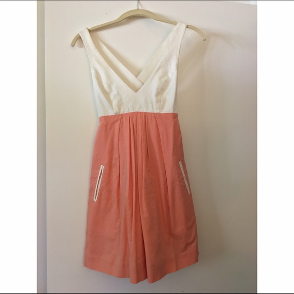 BCBGeneration Dresses & Skirts - BCBG White + Peach A-Line Mini