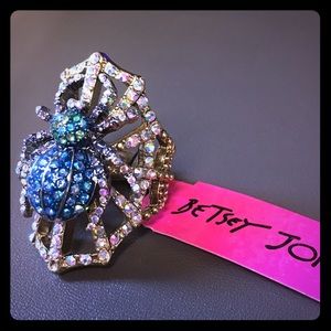Betsey Johnson spider lux ring