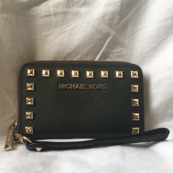 Michael Kors Wristlet