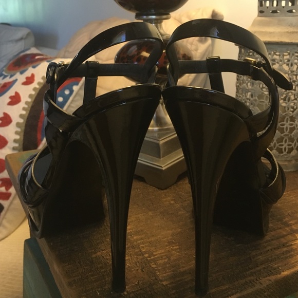 Tribute Saint Laurent sandals - Picture 2 of 4