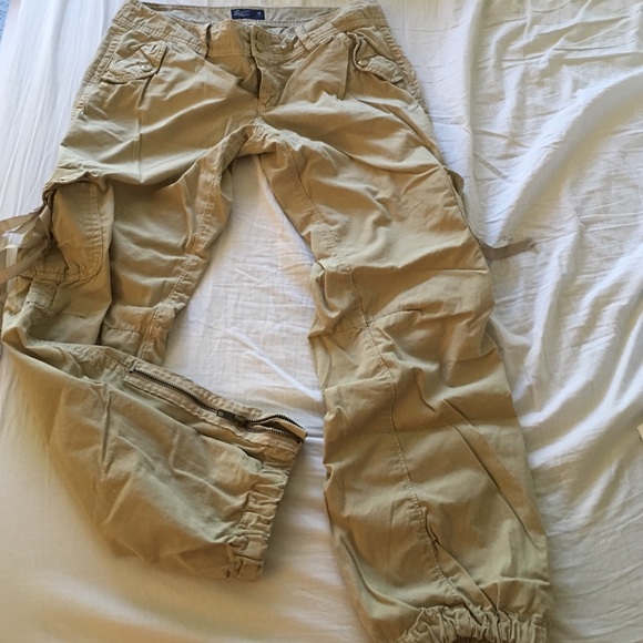 Khaki cargo cuffed pants