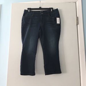 📮 Nine West Capri Jeans