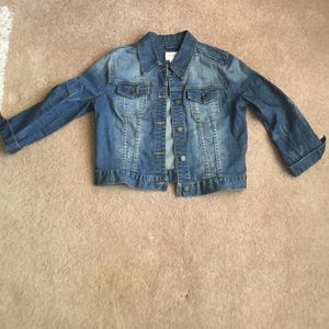 Cropped denim jacket