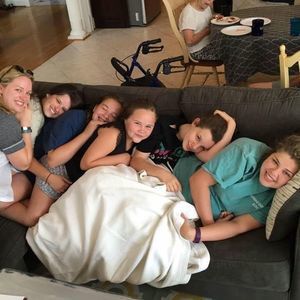 Meet your Posher, Leigh