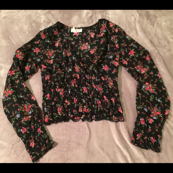 Floral long sleeve blouse
