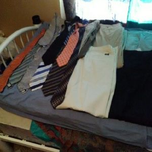 Bananna republic dress shirts and dress pants.