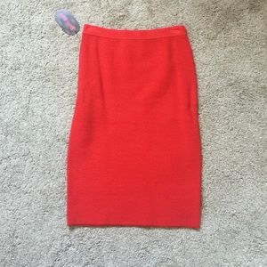 Red fitted skirt