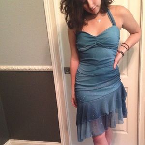 HOMECOMING / COCKTAIL DRESS