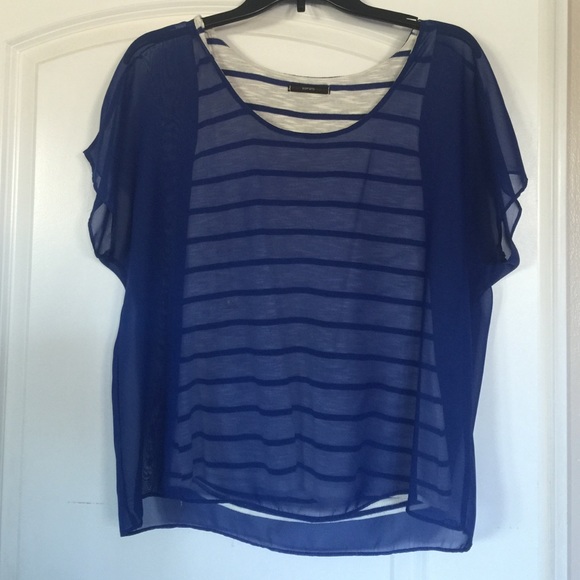Blue lined top