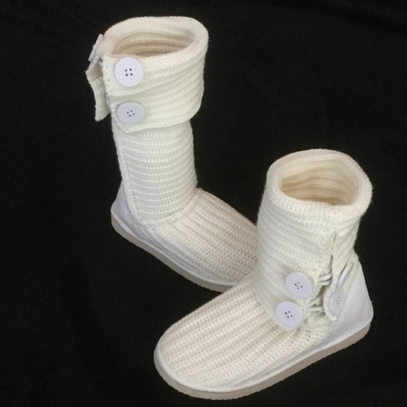 SWEATER BOOTS