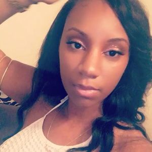 Meet your Posher, Deja