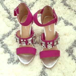 Pink Shoedazzle Chunky heels