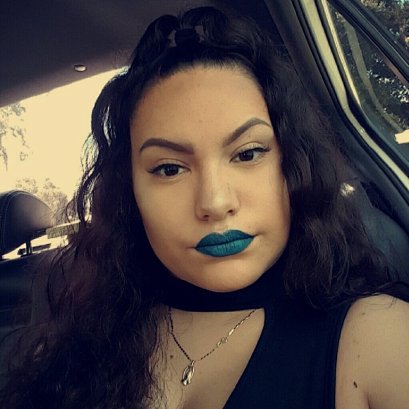 Meet your Posher, Karely - Picture 1 of 1