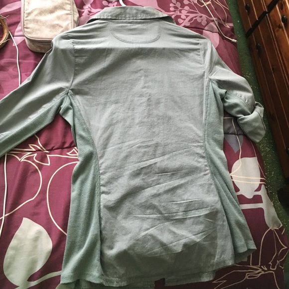 Converse button down blouse - Picture 3 of 4
