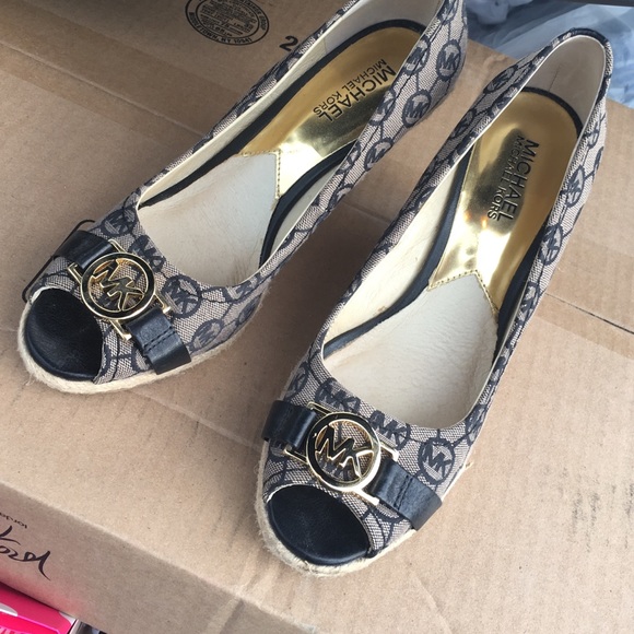 Michael Kors shoes!!