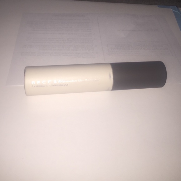 BECCA Shimmering Skin Perfector in "Pearl"