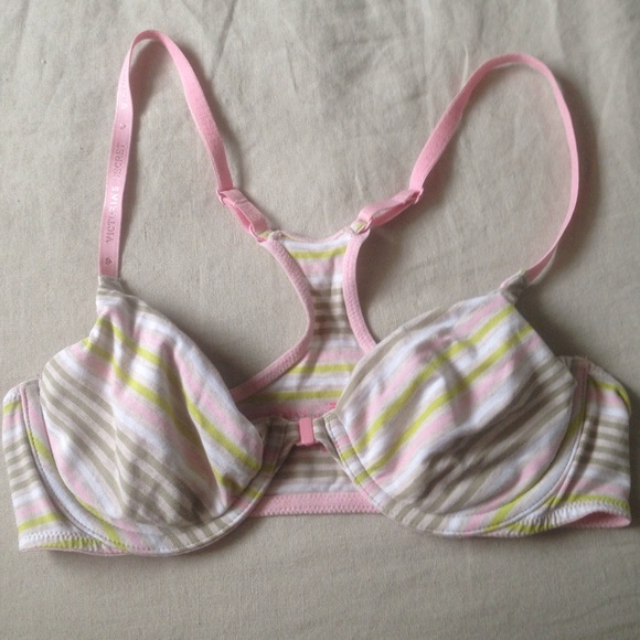 VS front closure racerback bra