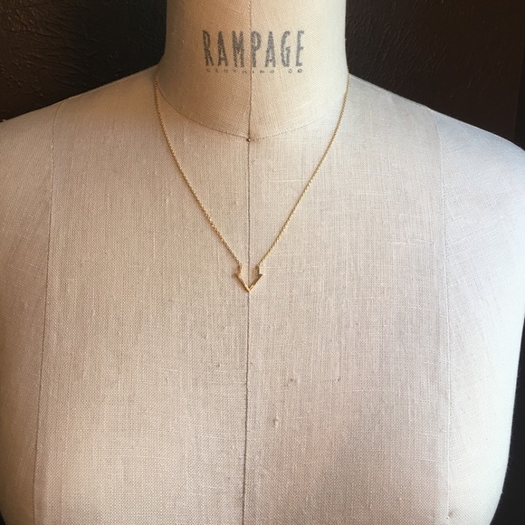 Arrow Pendant