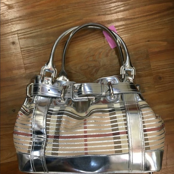 Burberry Handbag (Will take offers)