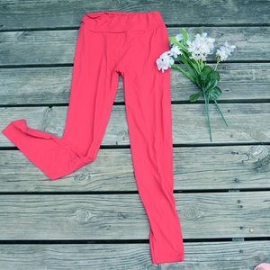 LulaRoe Leggings ONE SIZE (OS) Hot Pink