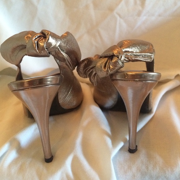 SoldRenee silver heels - Picture 3 of 4