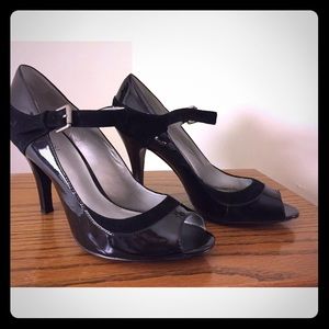 Nine West Suede Patent Mary Jane