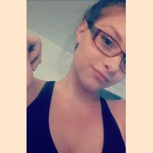 Meet your Posher, Hope