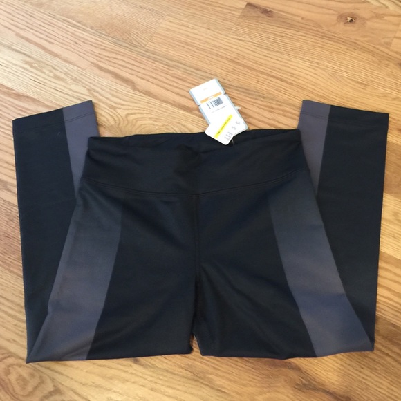 Under Armour Studio Fitted Capris