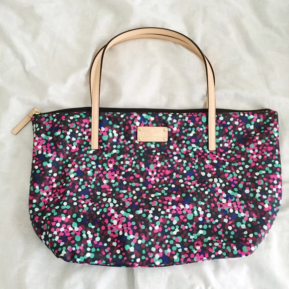 kate spade Handbags - Kate Spade Spotted Tote